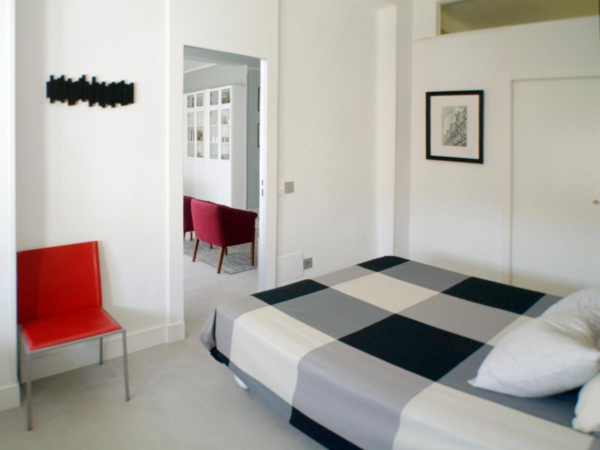 Atocha Museos Apartment มาดริด ภายนอก รูปภาพ