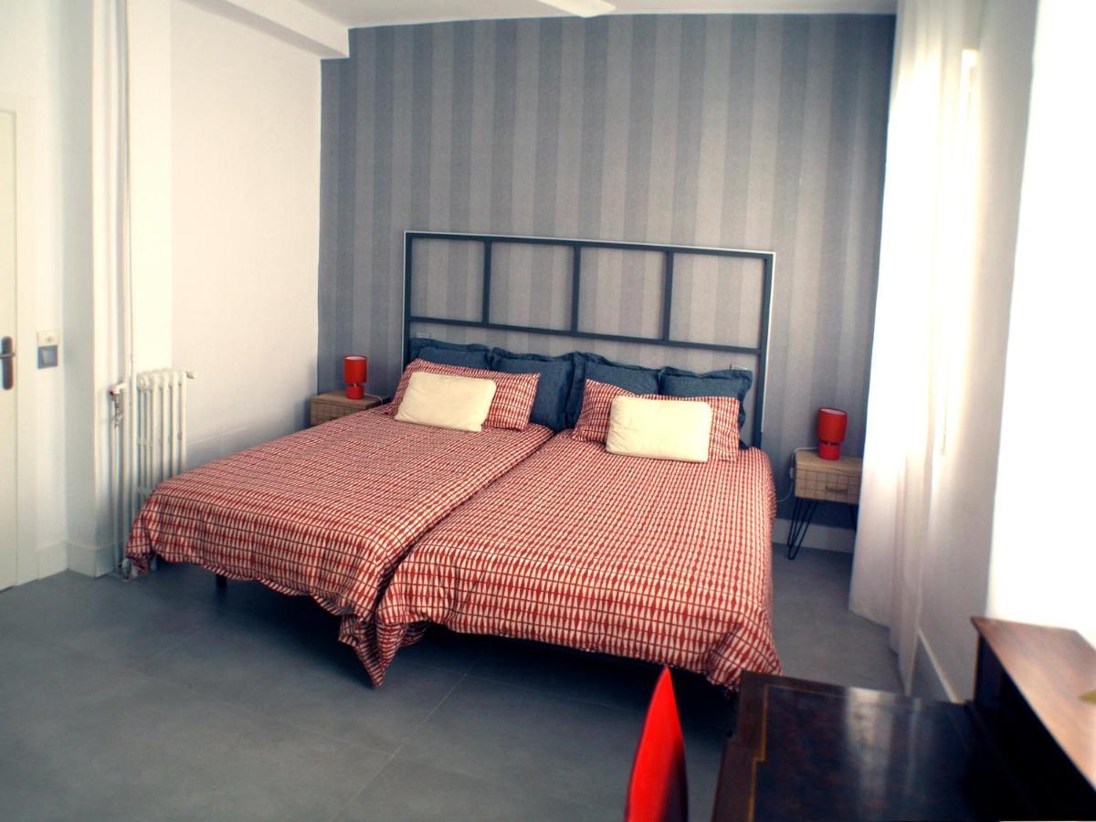 Atocha Museos Apartment มาดริด ภายนอก รูปภาพ